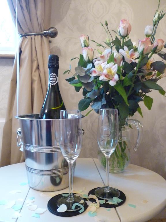 Newmoor Park Hotel ลอนเซสตัน ภายนอก รูปภาพ