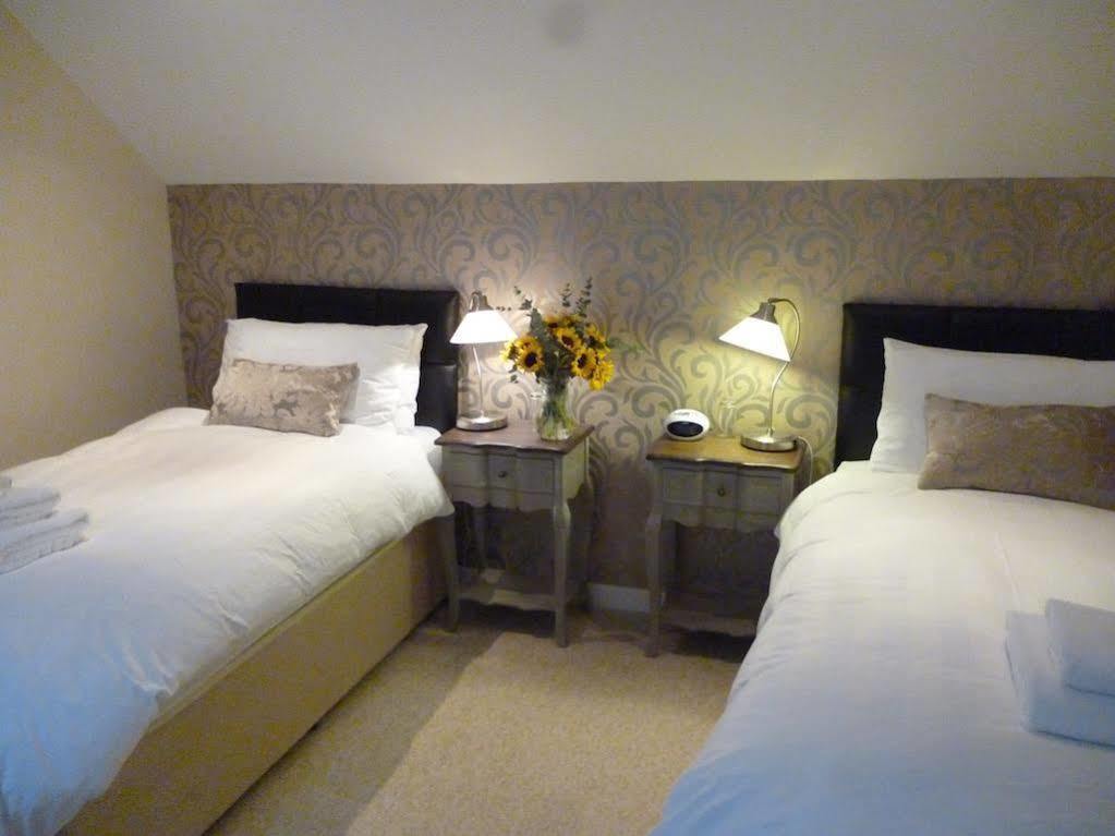 Newmoor Park Hotel ลอนเซสตัน ภายนอก รูปภาพ